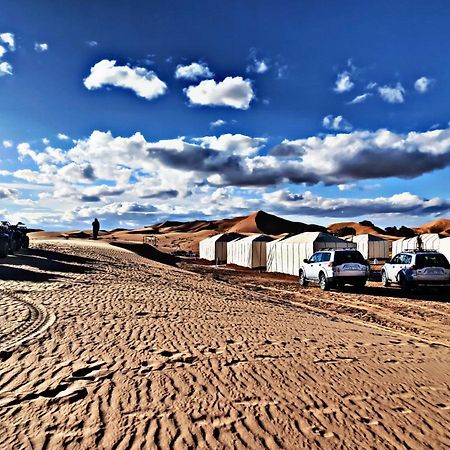 Merzouga Nice Luxury Camp מראה חיצוני תמונה